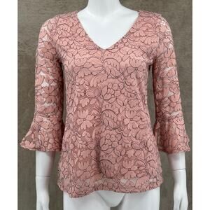 Elle Top Womens XS Pink Lace 3/4 Bell Sleeve Floral V-Neck Stretch Romantic Boho